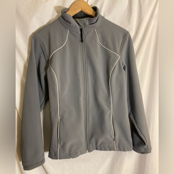 Woman’s zip up performance style coat size Med - Picture 4 of 11